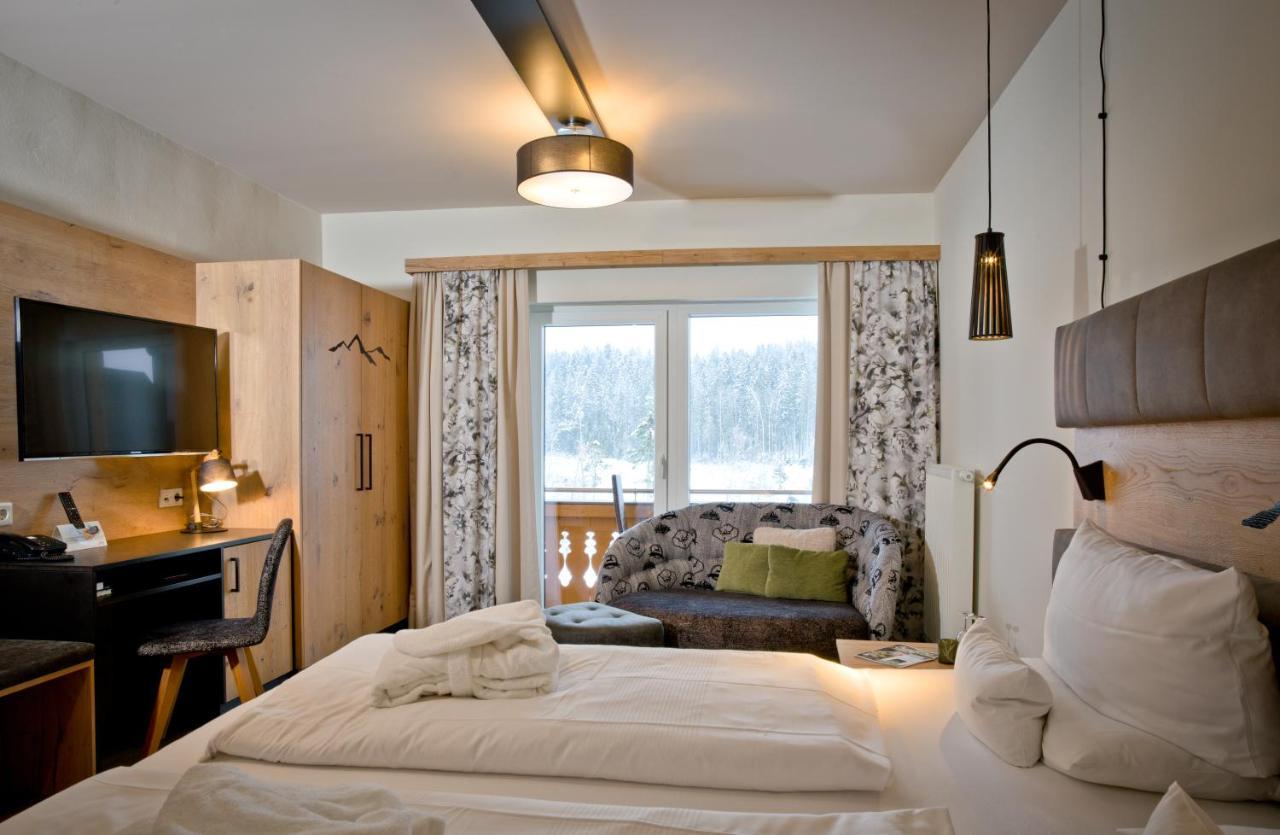 Landhotel Moorhof Нойшёнау Экстерьер фото