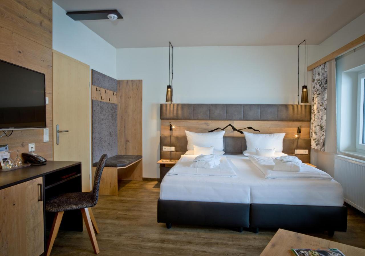 Landhotel Moorhof Нойшёнау Экстерьер фото