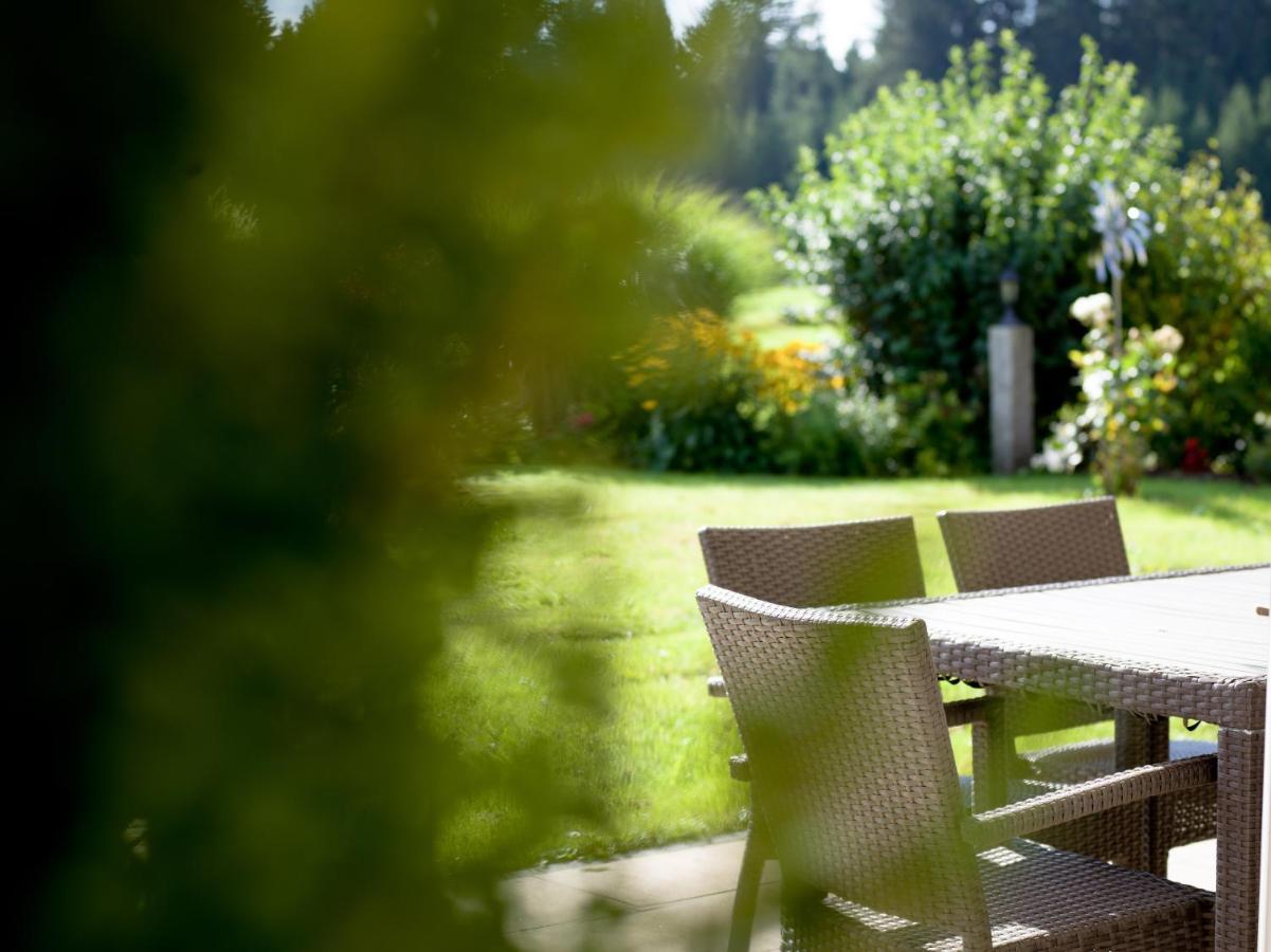 Landhotel Moorhof Нойшёнау Экстерьер фото
