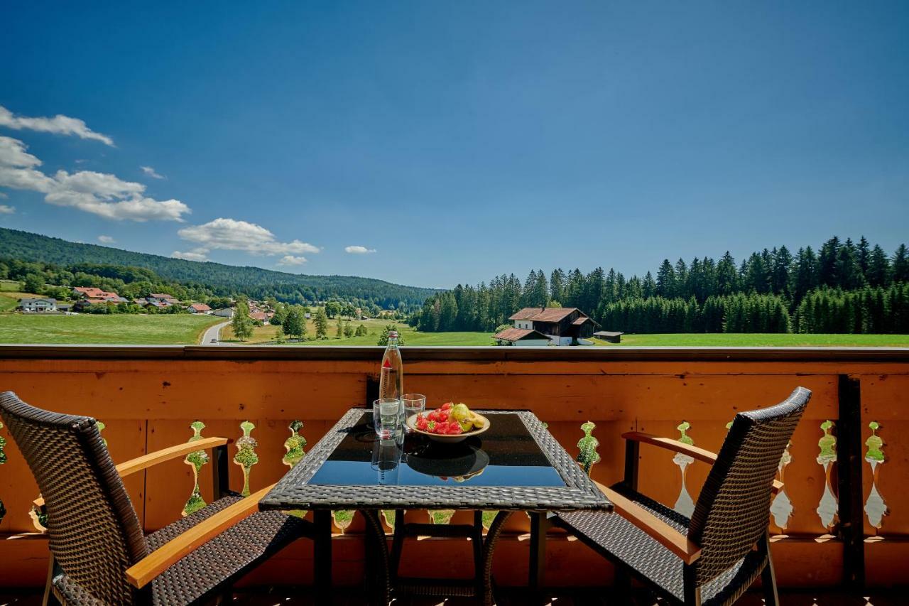 Landhotel Moorhof Нойшёнау Экстерьер фото